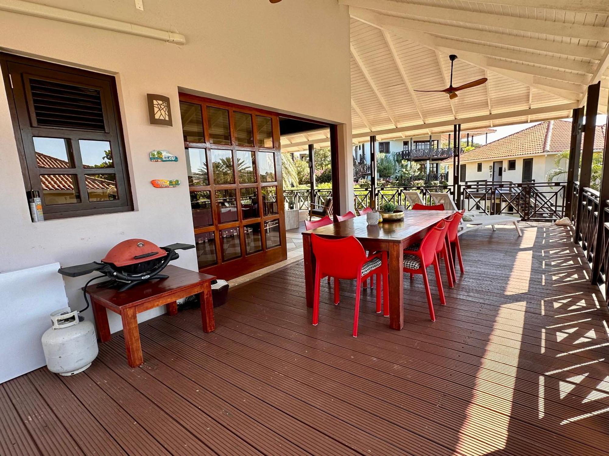 Blue Bay Beach Villas & Apartments Ngoại thất bức ảnh